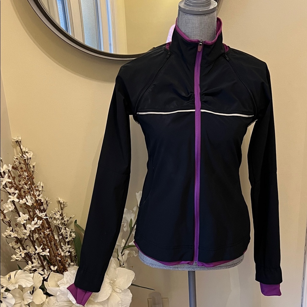 Athleta Black & Purple Running Jacket/ Vest.  Size Small